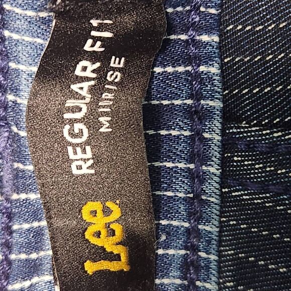 Lee Stripe Denim Shorts NWT Size 4 Lee Mid-Rise Striped Jean Shorts - Picture 6 of 10